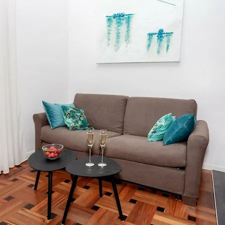 2 Pieces Frontiere Monaco Apartment *