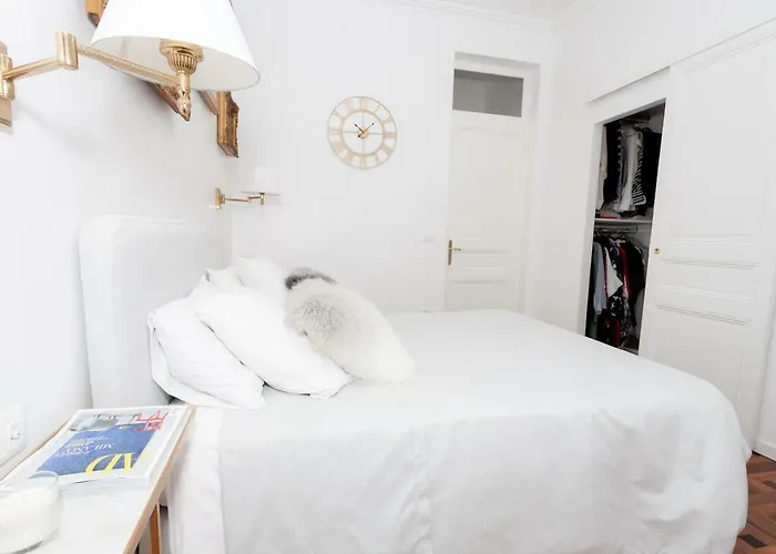 2 Pieces Frontiere Monaco شقة بوزولي